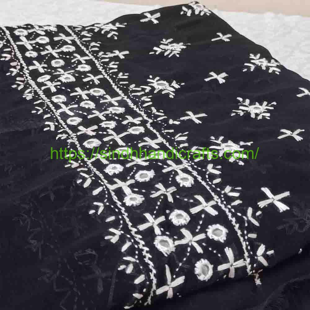 Hand Embroidered Chadar 36b Handmade chadar for women