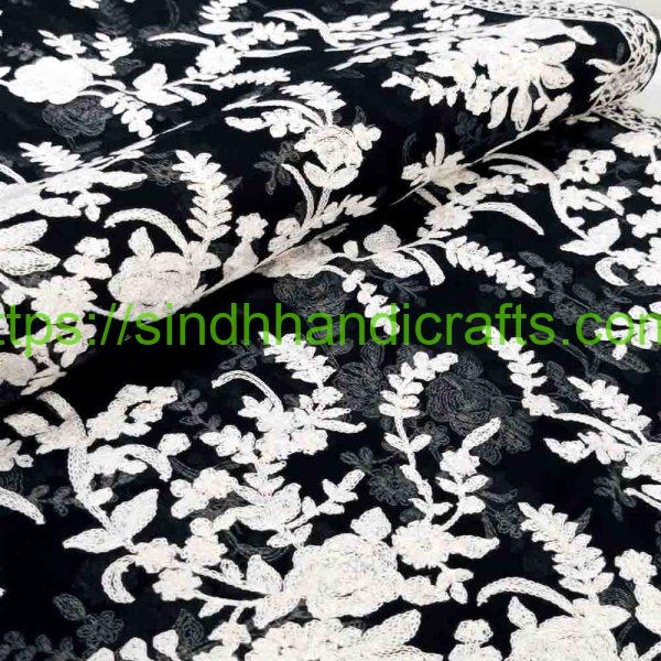 Graceful Kashmiri Dupatta