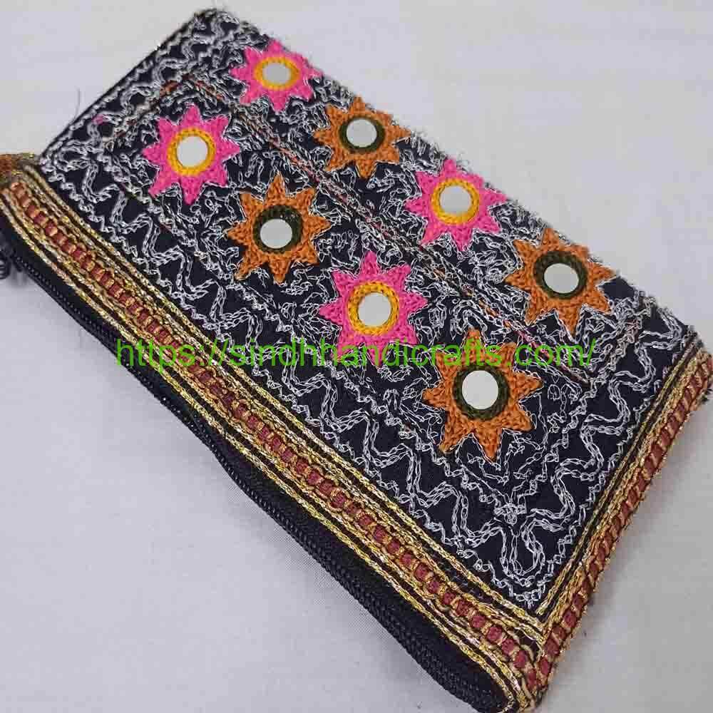 Ladies Purse 47 Ladies Hand Purse with Traditional Style