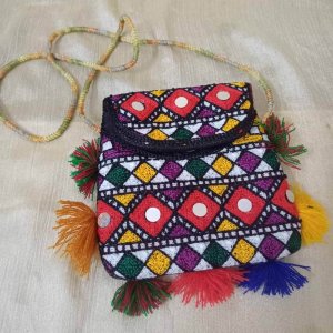 Traditional Purse Design for Girls