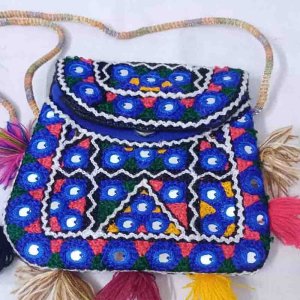Traditional Purse Design for Girls