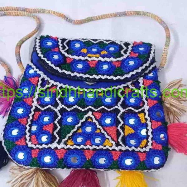 Traditional Purse Design for Girls