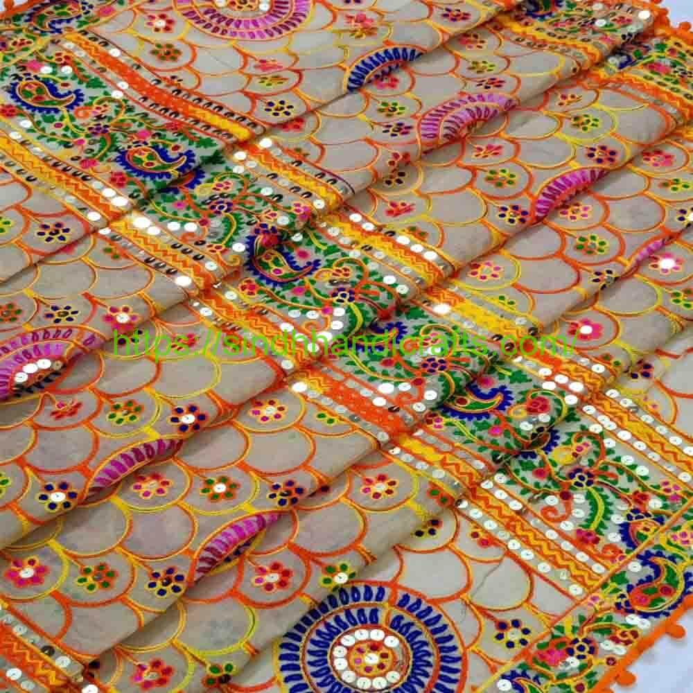 Heavy Embroidered Phulkari Dupatta 6 Sindhi Phulkari Dupatta
