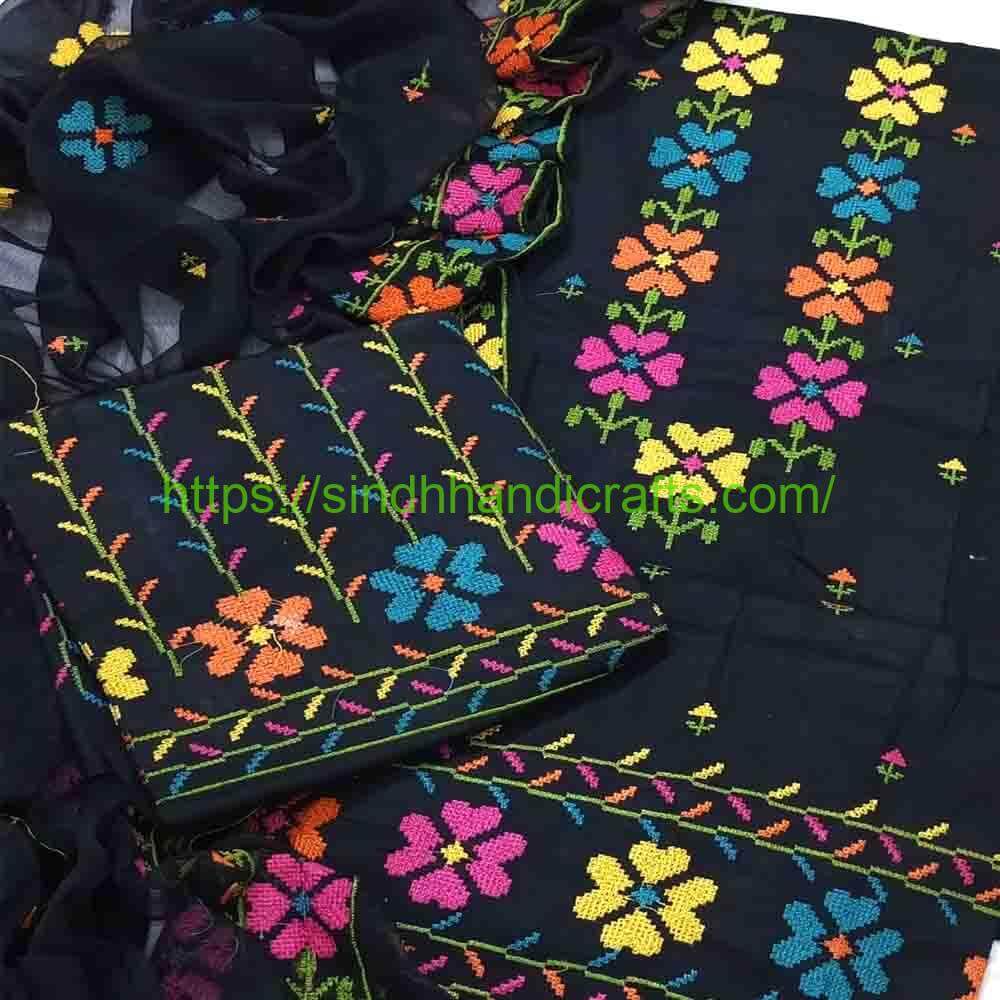 3 Piece Embroidered Dress for Women 24 Amazing Embroidered Dress Pakistani