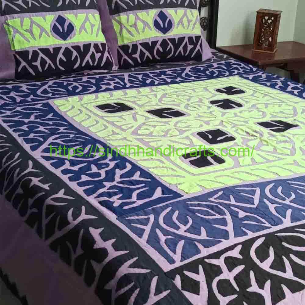 Applique Bedsheet 18b Finest Applic Bed sheet (with 2 Pillow Covers)
